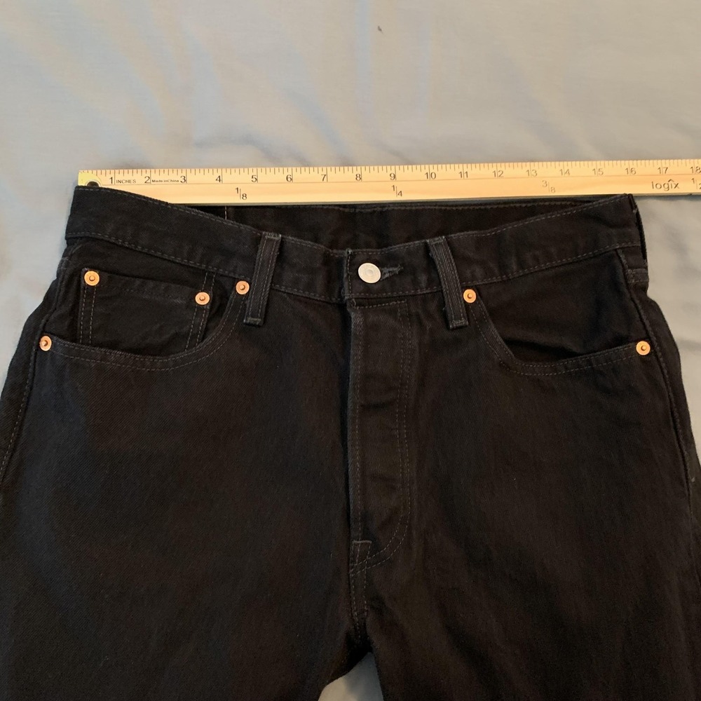 Levi's 501 Mens Jeans 33x34 Black Denim Button Fly Straight Leg Original Fit - Picture 5 of 12